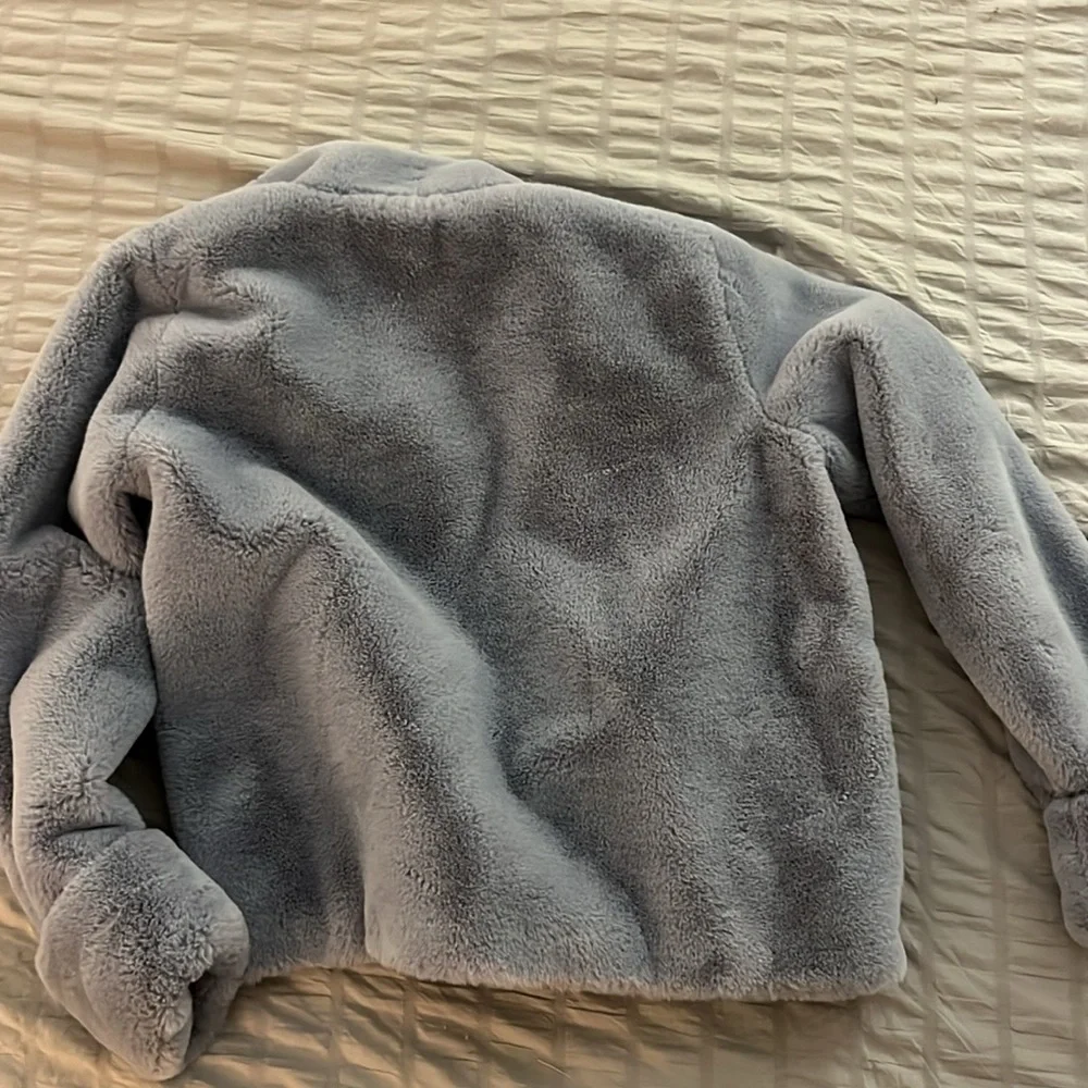 Baby Blue super soft faux fur xs jacket by Anthropology - Picture 7 of 10